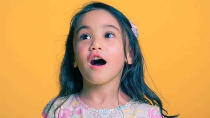 क्या आप एक बातूनी को बड़ा कर रहे हैं?