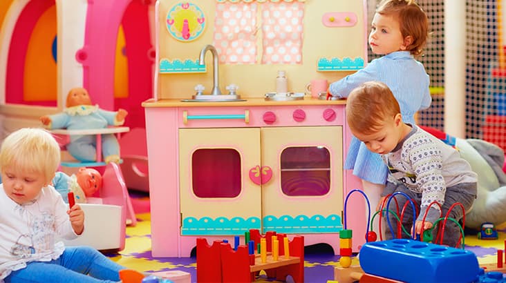 What Is The Right Age To Put Your Child In Play School?